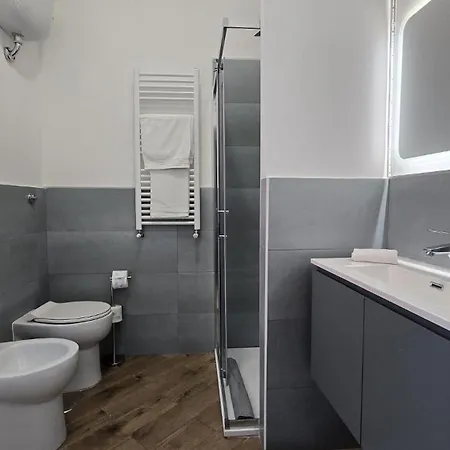 Rbr Relax Boutique - Adiacente Metropolitana Per Il Centro Di Apartament Rzym