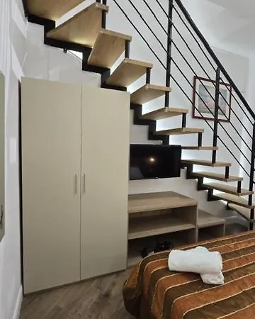 Rbr Relax Boutique - Adiacente Metropolitana Per Il Centro Di Apartament *