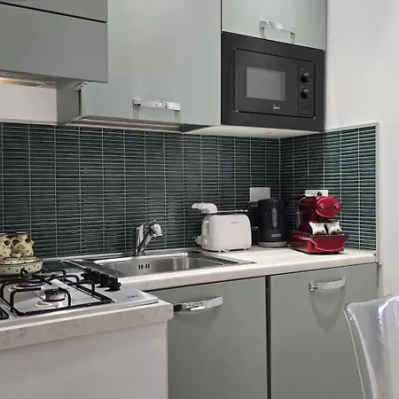 Rbr Relax Boutique - Adiacente Metropolitana Per Il Centro Di Apartament Rzym